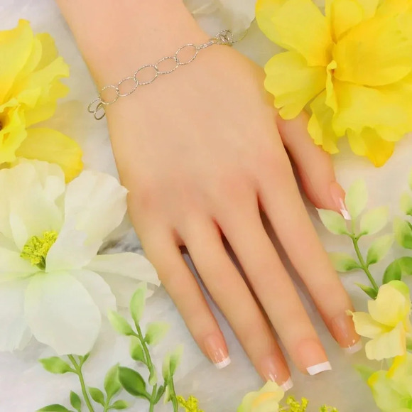 Minimalist Bracelet, Sleek & Modern Design, Women’s Fashion, YC110408-B - Picture 5 of 10